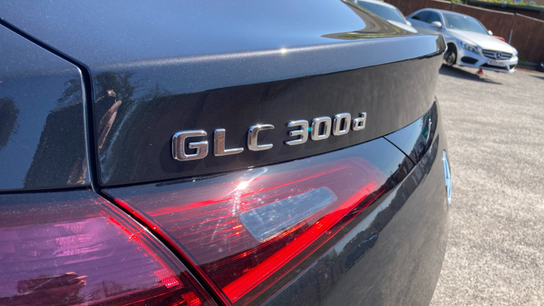 Mercedes-Benz GLC Coupe GLC 300d 4Matic AMG Line Prem Plus 5dr 9G-Tronic Diesel Estate